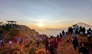 bukit sikunir dieng abdul aziz 2