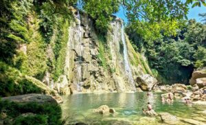 curug cikaso sukabumi