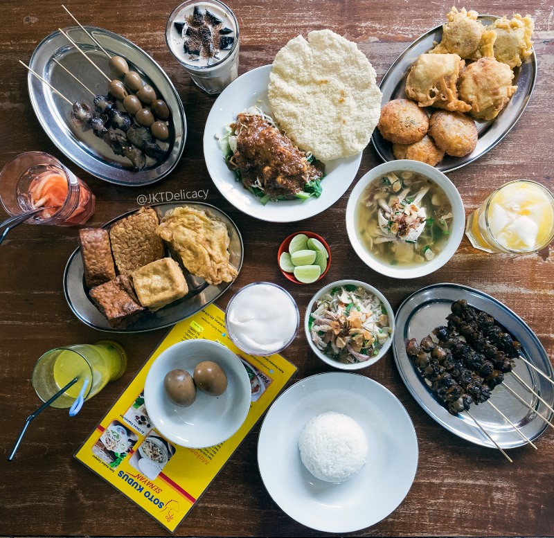 rumah makan sunda di jakarta Soto Kudus Senayan