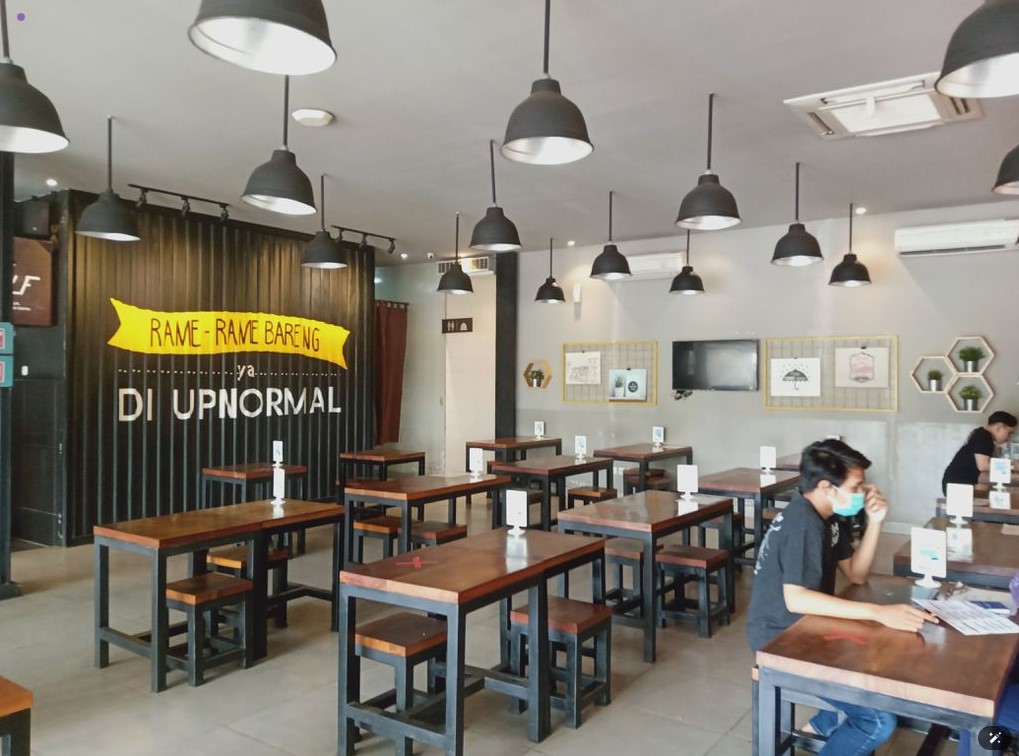 Cafe 24 Jam di Bekasi warunk upnormal