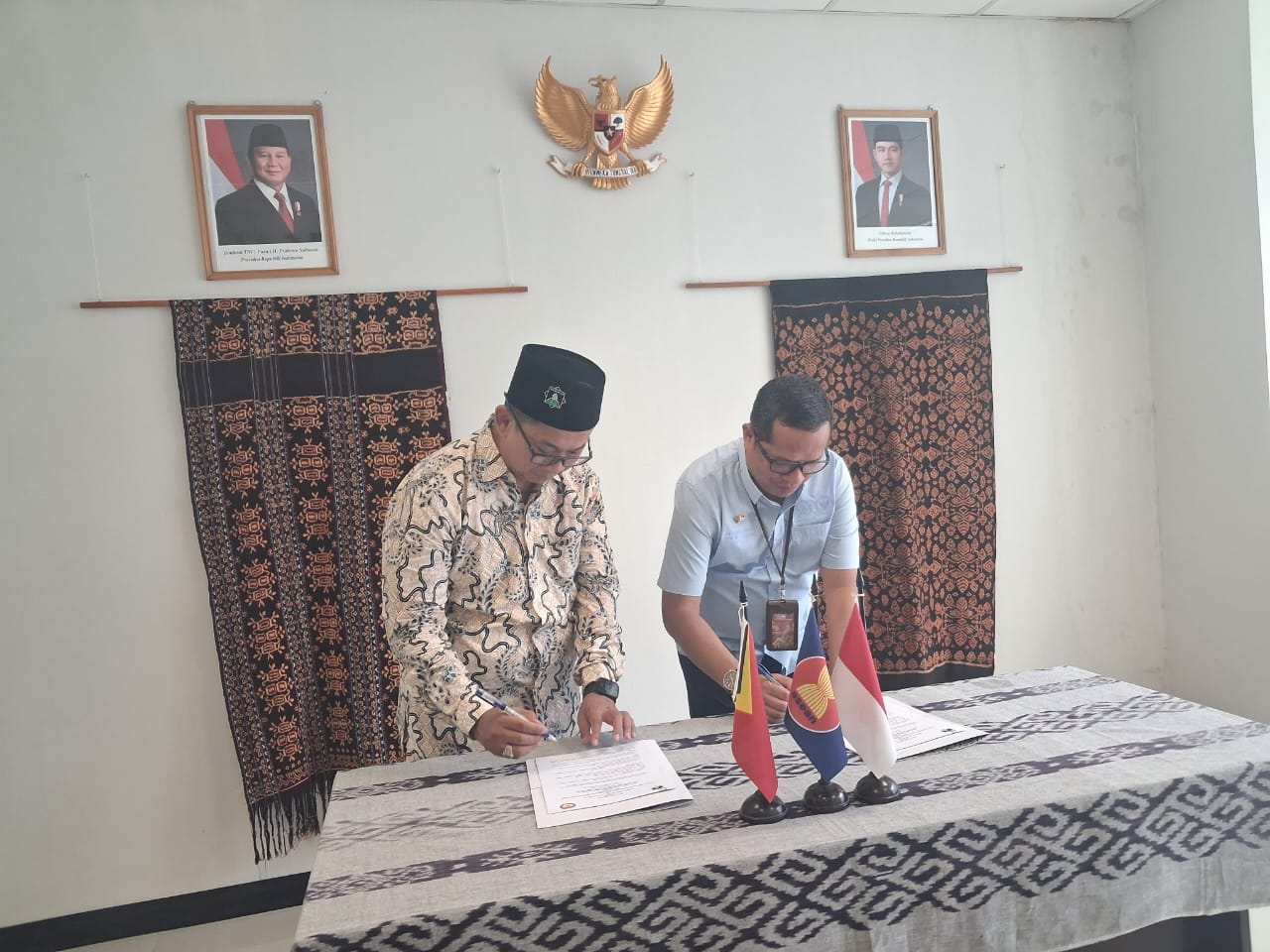 hidayatullah-atase-kbri-dili hidayatullah atase kbri dili